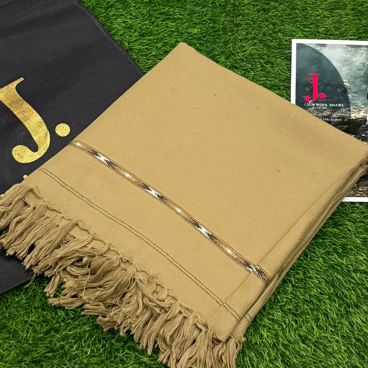 J. Soft Wool Shawls Stuff : 0225